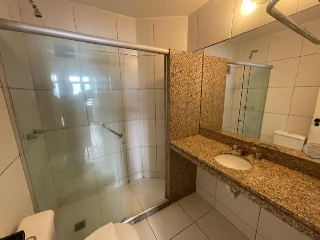 952B Golden Fortaleza Frente Mar Brasil